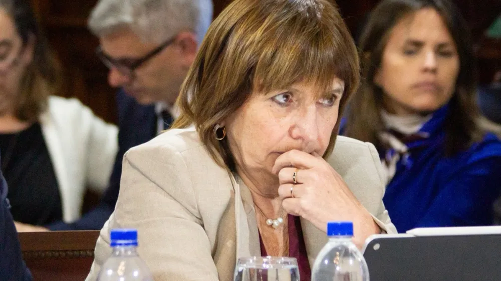 Bullrich ofreció su renuncia como jefa de bloque y Milei la rechazó